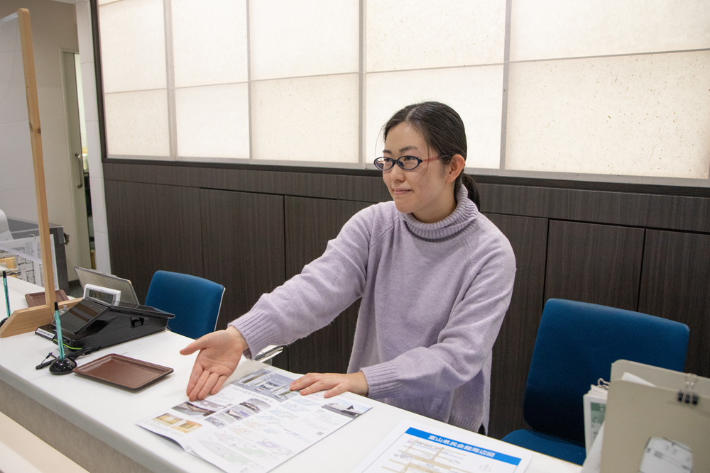 施設利用受付業務
